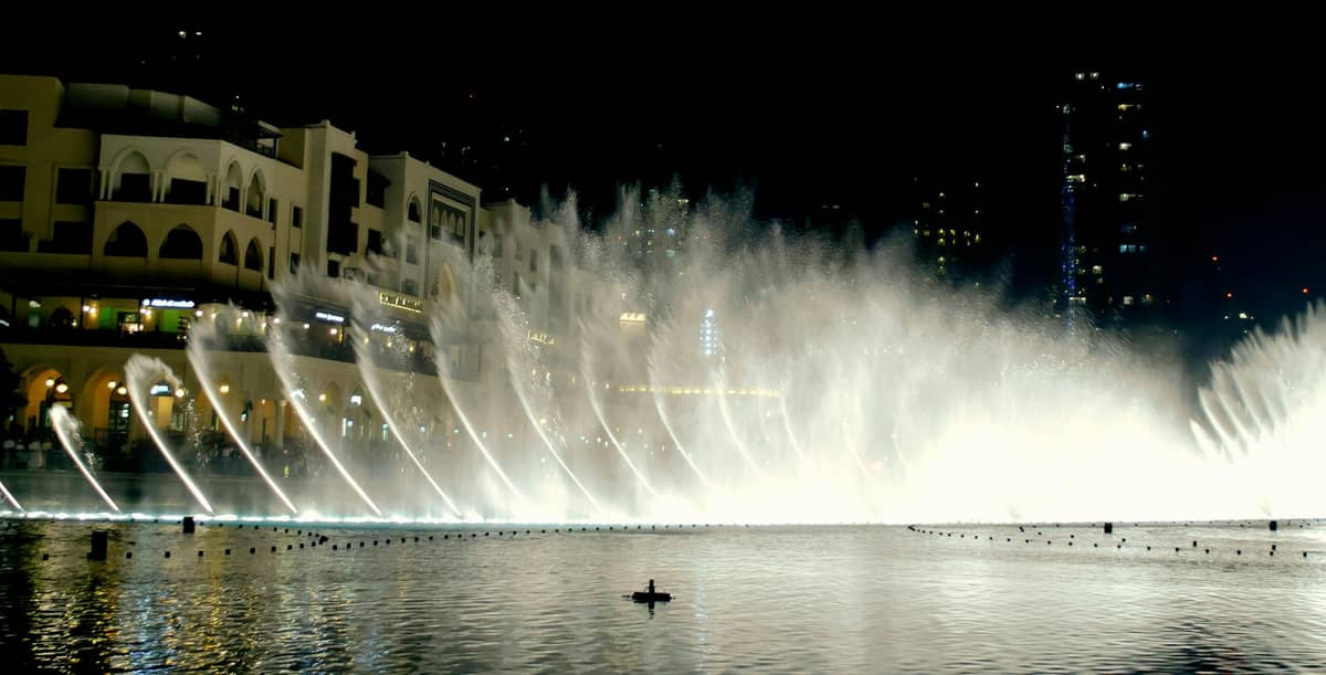 Dubai Fountain Show